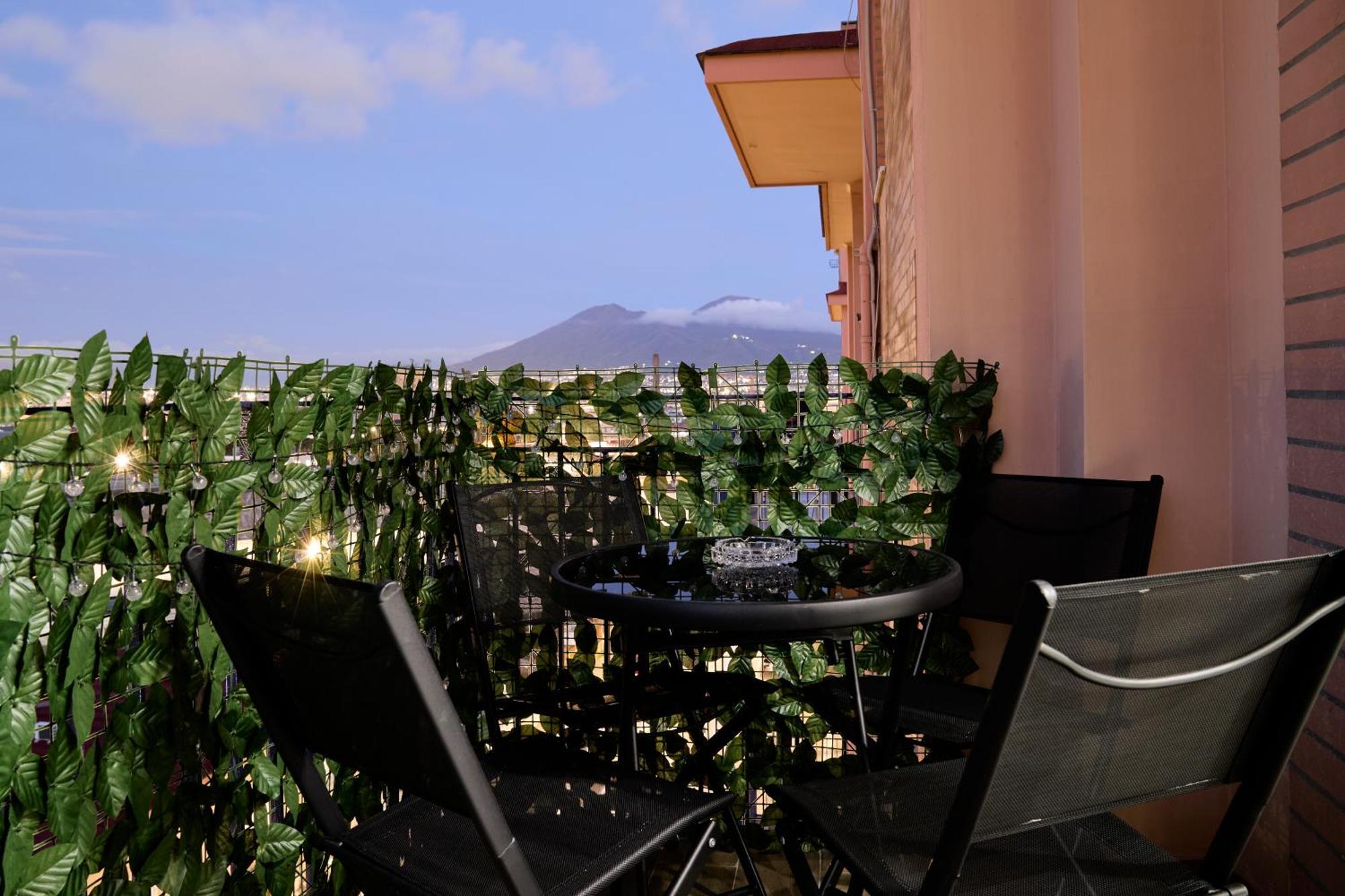 Napoli Central Lumina Suites المظهر الخارجي الصورة